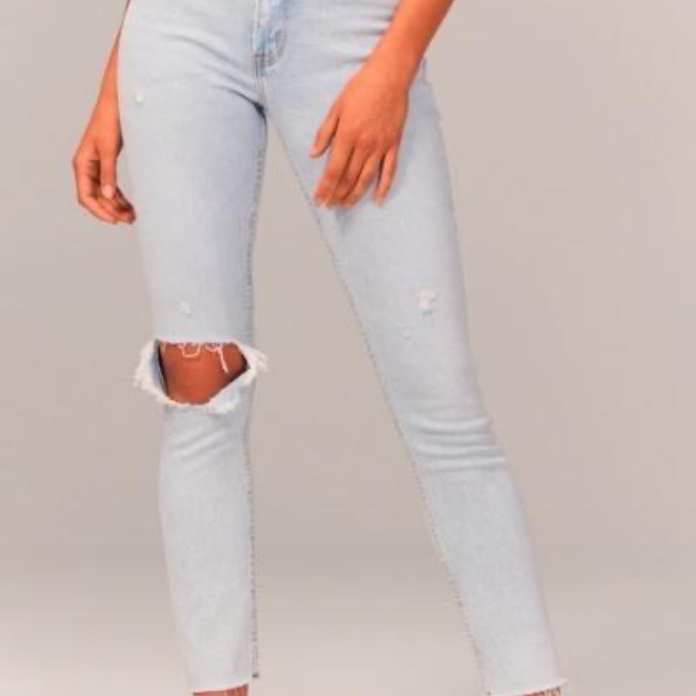 Abercrombie & Fitch The Skinny High Rise Jeans - size 16R/33